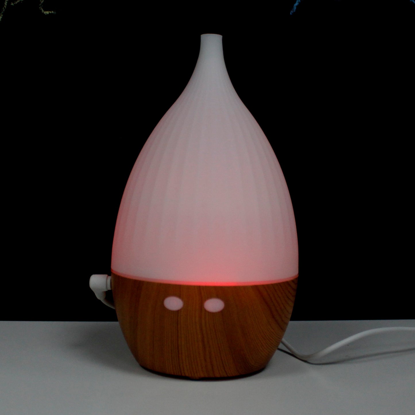Milan USB aroma diffuser with colour-changing LED and minimalist design, ideal for compact spaces and everyday aromatherapy.
