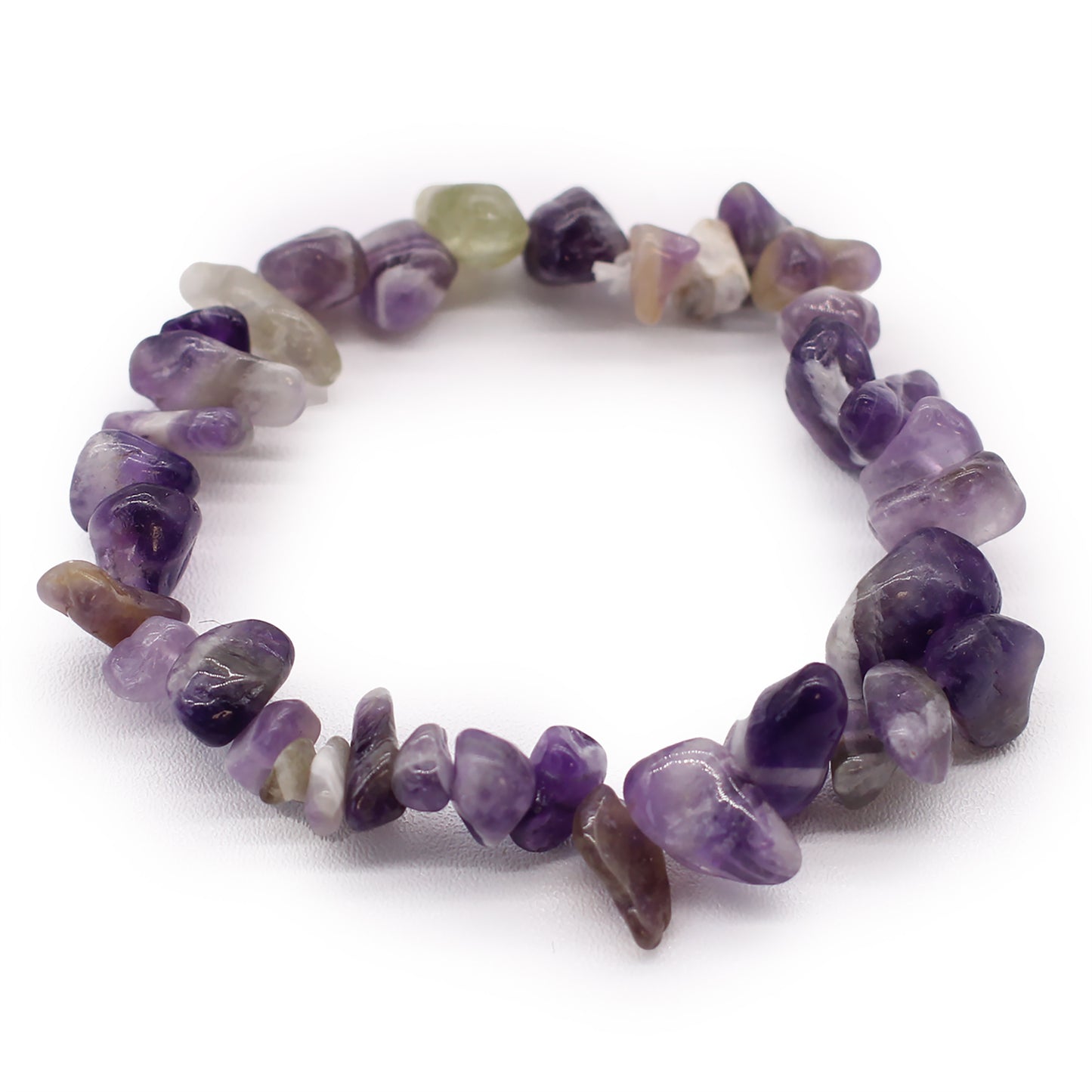 Amethyst chip stone bracelet with soft purple stones, symbolising calm, clarity, and spiritual awareness.