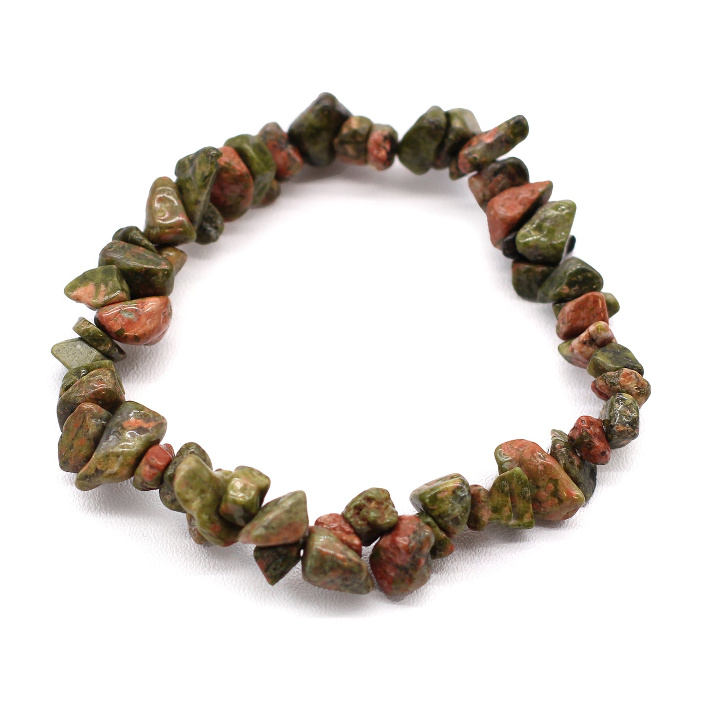 Green Jasper chip stone bracelet with earthy green tones, symbolising stability, emotional balance, and gentle renewal.