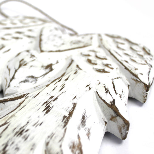 31cm double angel wing decoration in whitewashed wood – hand-carved in Bali with chalkboard back for personal messages.