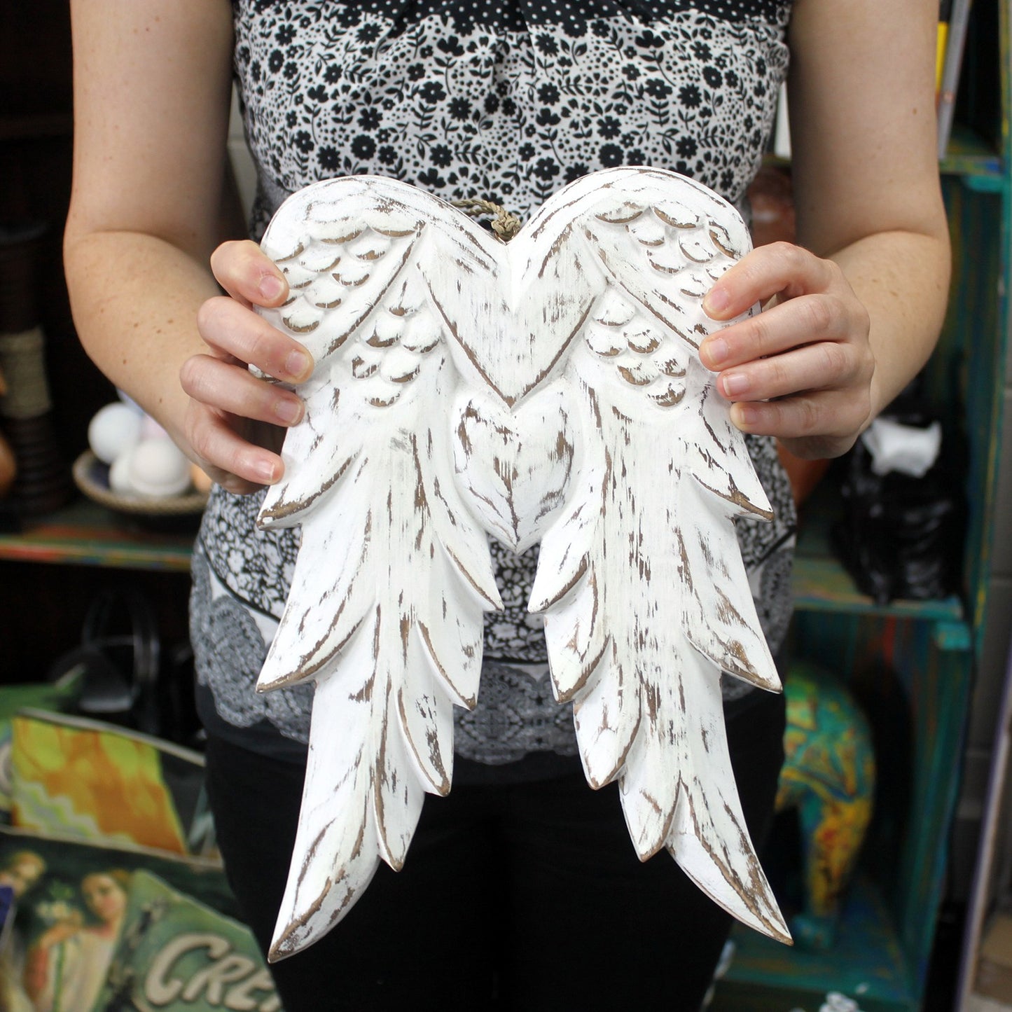 31cm double angel wing decoration in whitewashed wood – hand-carved in Bali with chalkboard back for personal messages.