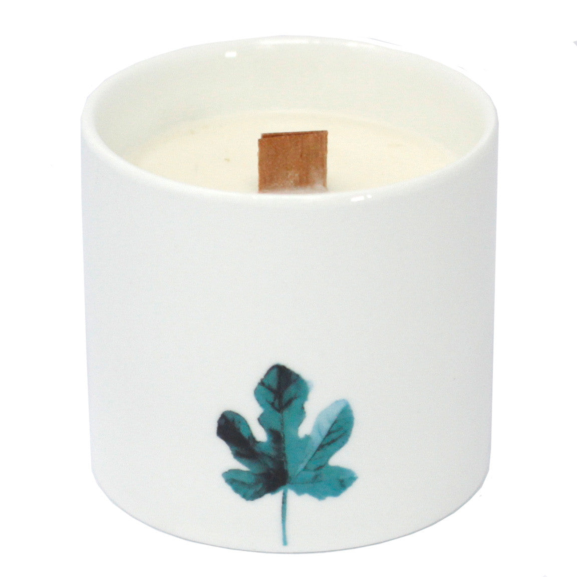 Set of 3 Wild Jasmine botanical soy candles in ceramic jars with wooden wicks and Mediterranean floral scent