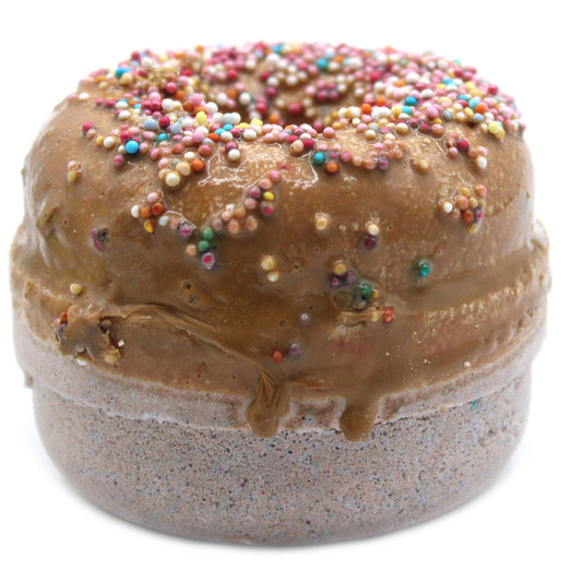 Luxury Donut Bath Bomb – Toffee & Caramel with dessert-inspired scent, coconut oil, and sprinkle topping for a sweet, skin-softening soak.