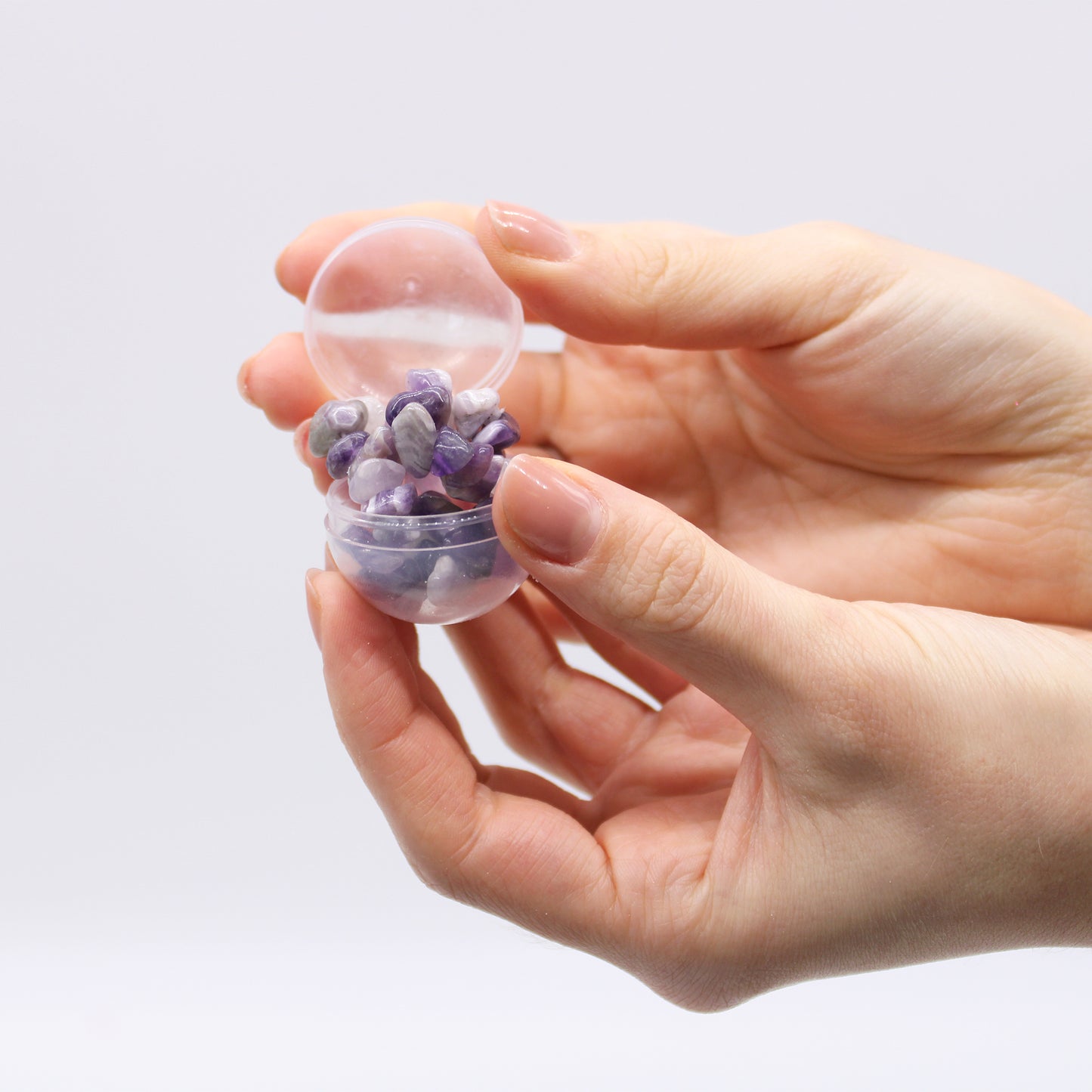 Amethyst gemstone bracelet bath bomb with calming lavender and tea tree scent, ideal for relaxation and emotional balance.
