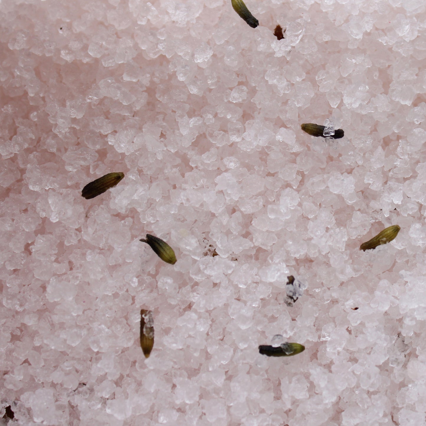 Himalayan Bath Salt Relax blend with lavender essential oil, jojoba, and dried lavender seeds in a 500g pouch.