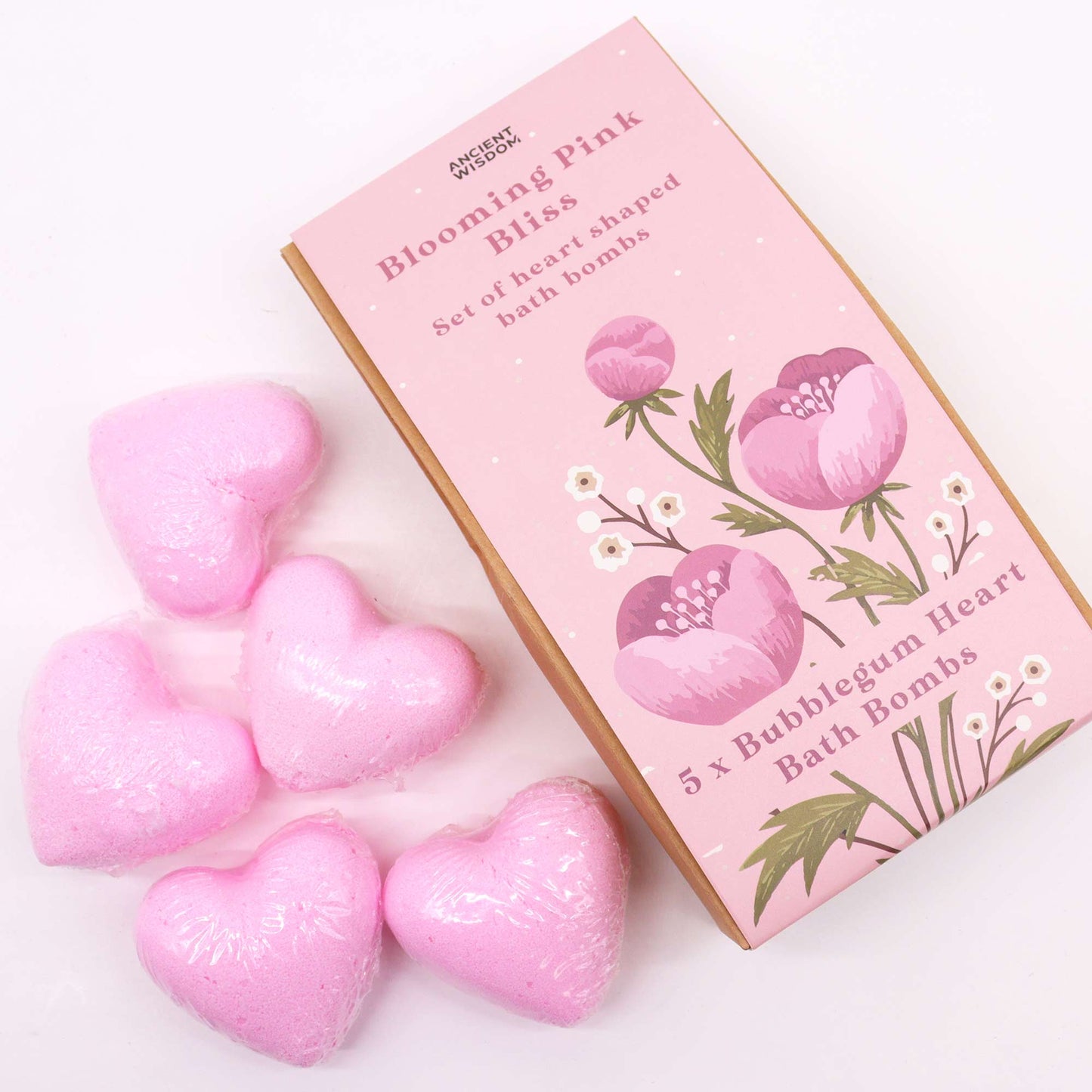 Mini Heart Bath Bombs – Blooming Pink Bliss gift set with bubblegum-scented heart-shaped bombs.
