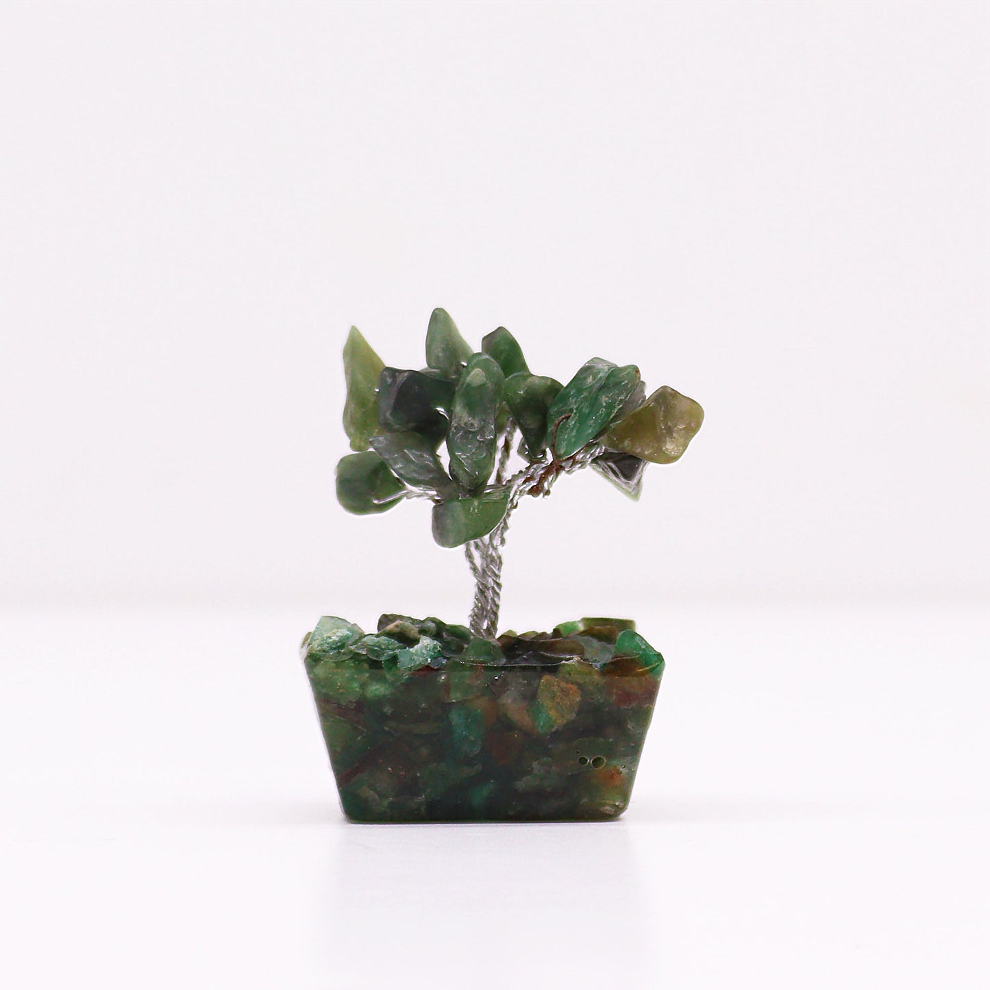 Mini Green Aventurine crystal tree on orgonite base – 6cm high with 15 healing crystals