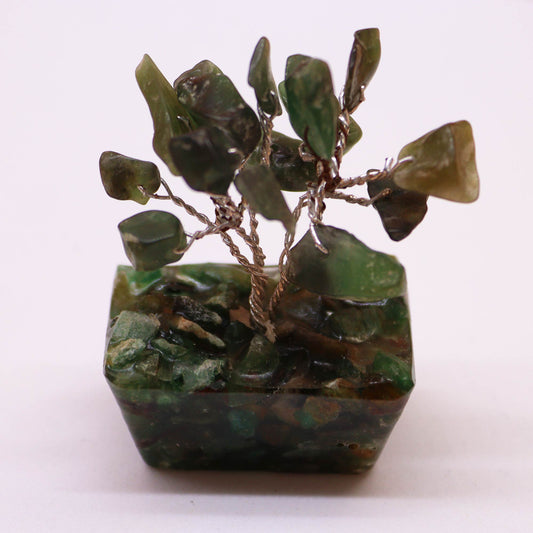 Mini Green Aventurine crystal tree on orgonite base – 6cm high with 15 healing crystals
