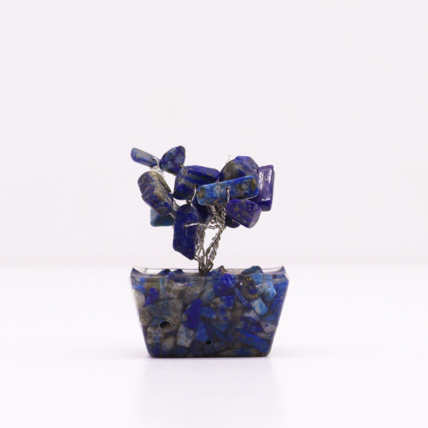 Mini Sodalite crystal tree on orgonite base – 6cm high with 15 healing crystals