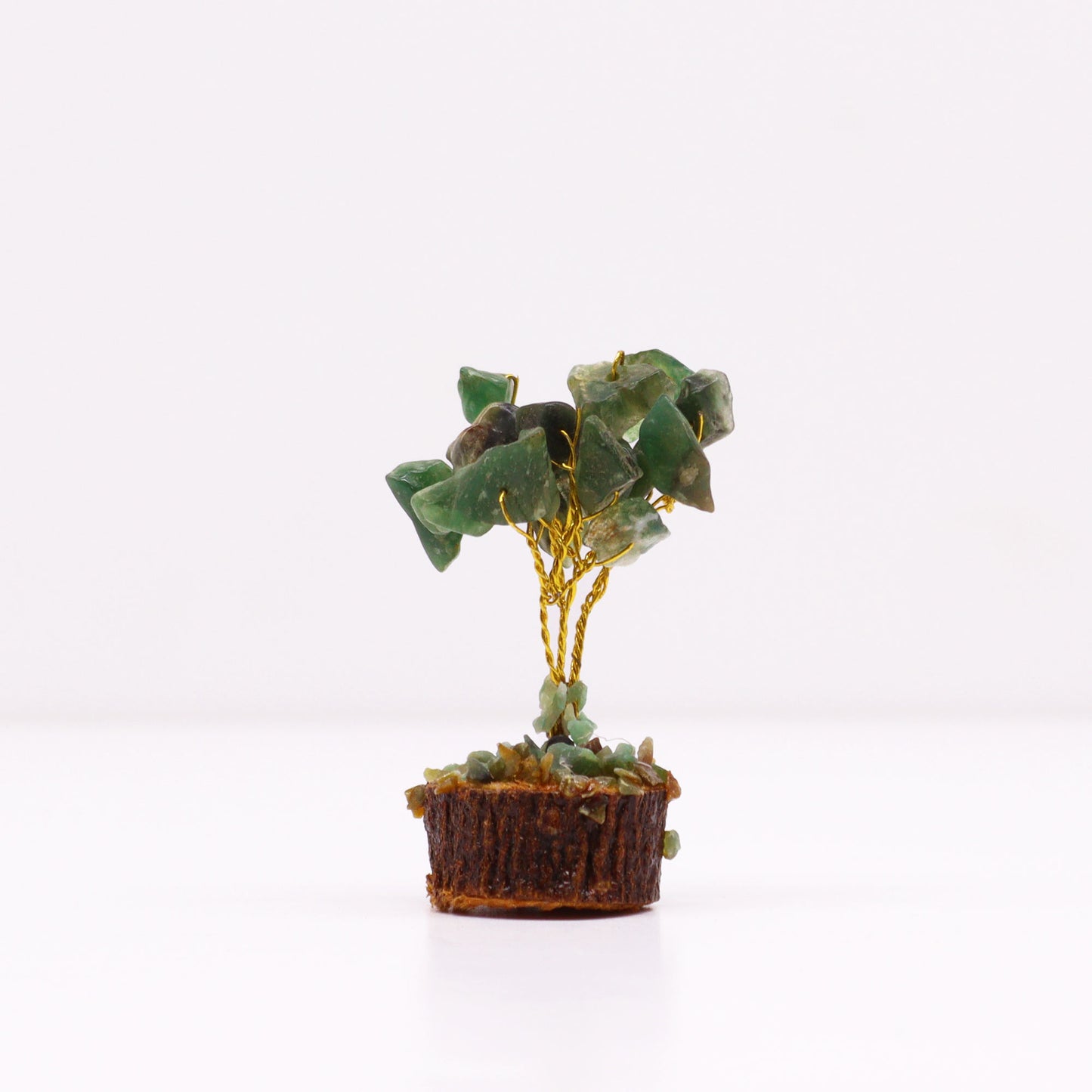 Mini Green Aventurine crystal tree on natural wood base – 6cm high with 15 healing crystals