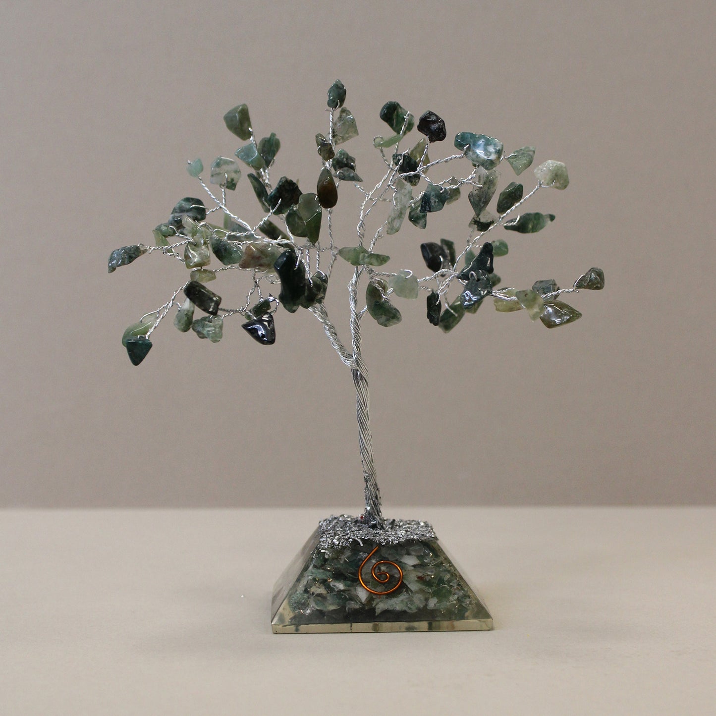 Moss Agate crystal tree with orgonite base – handmade with 80 stones of natural crystals