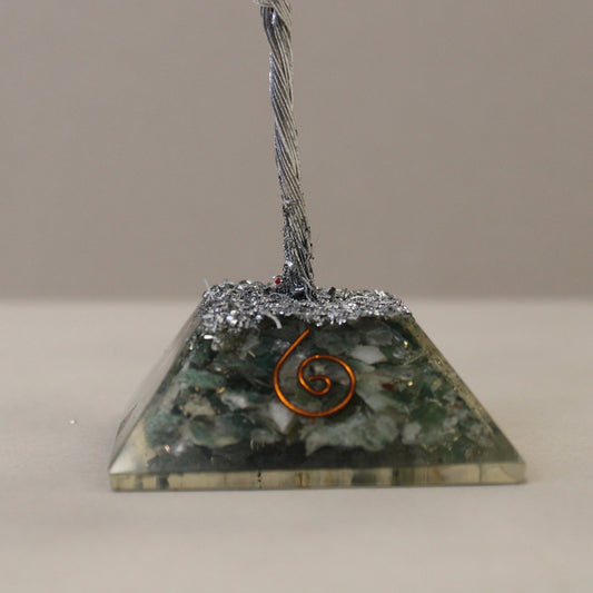 Moss Agate crystal tree with orgonite base – handmade with 80 stones of natural crystals