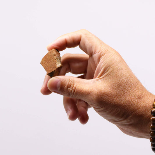 Raw Tiger’s Eye crystal – golden brown rough stone for strength and grounding