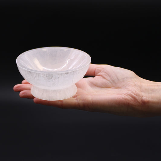 Selenite Ritual Bowl with Pedestal Base – 10cm, polished Moroccan selenite