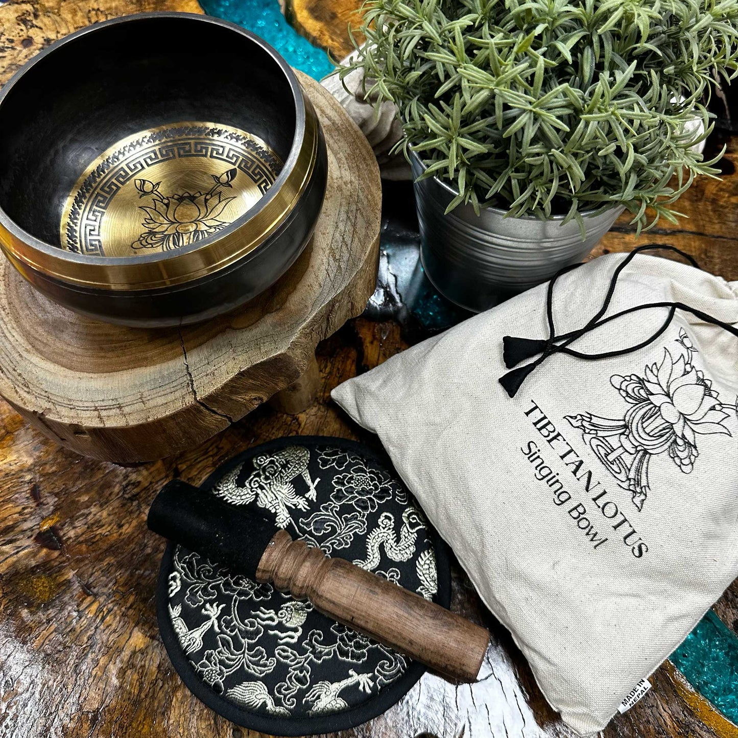 Singing Bowl Gift Set with lotus flower design, includes mallet, cushion, and pouch (14cm)