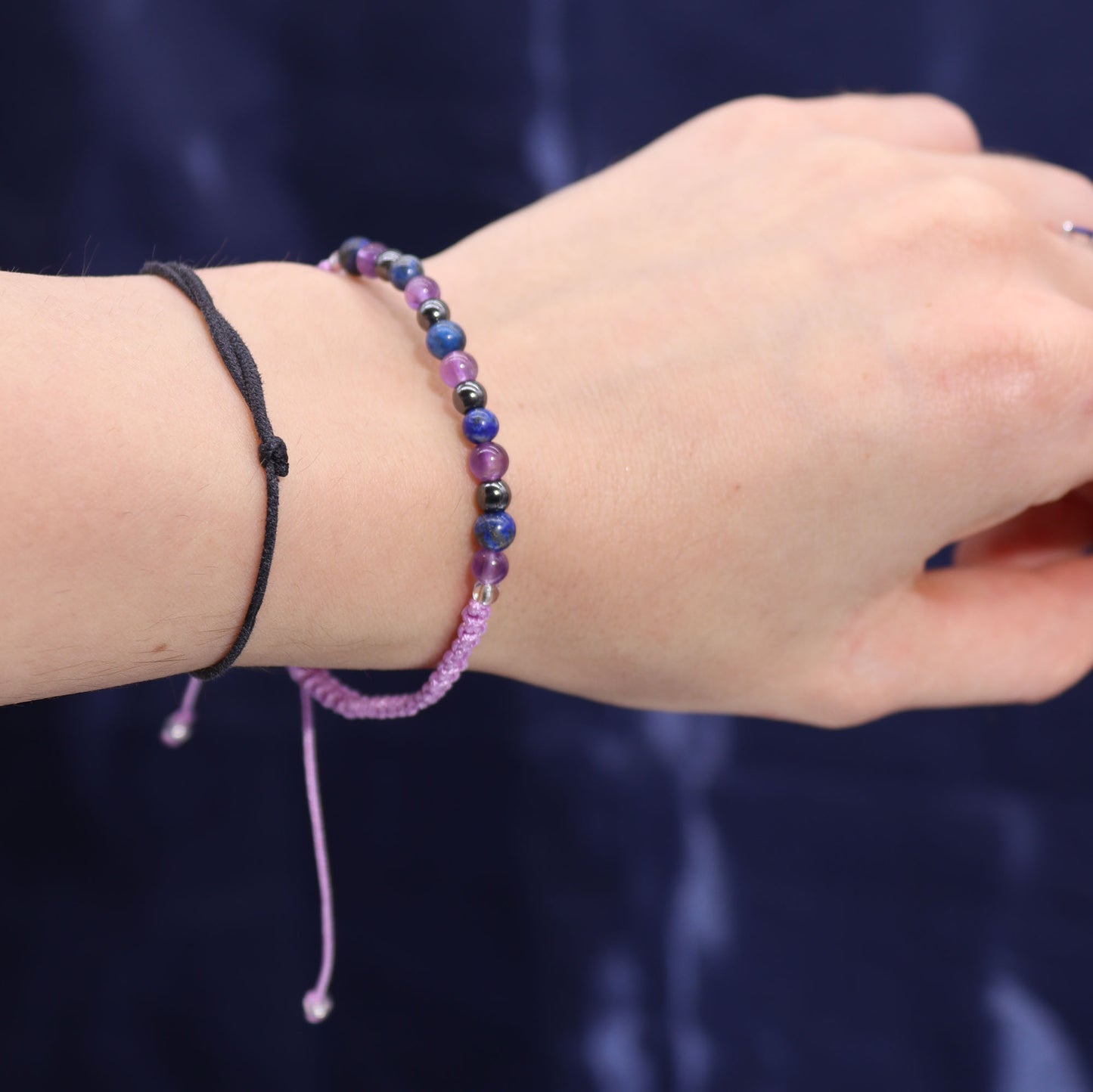 Aquarius Zodiac Crystal Candle with gemstone bracelet, midnight blue jar with constellation and crystals