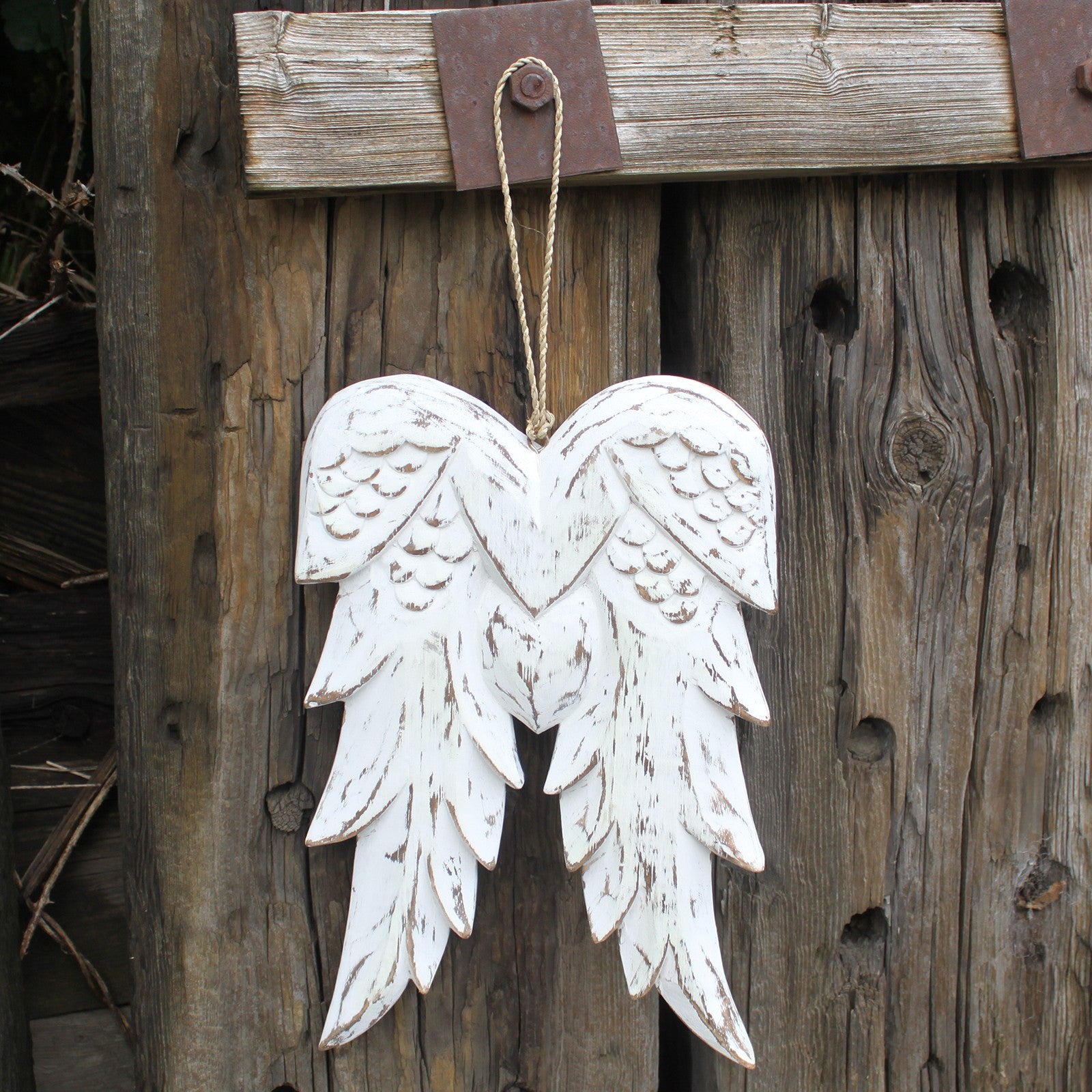 31cm double angel wing decoration in whitewashed wood – hand-carved in Bali with chalkboard back for personal messages.

