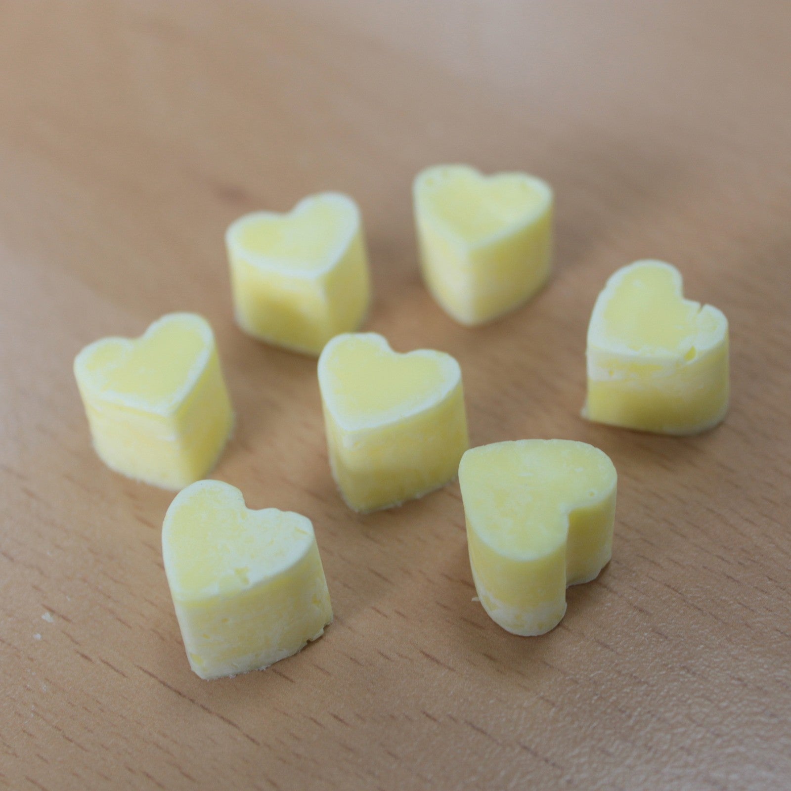 Ylang Ylang & Orange Aromatherapy Wax Melts in reusable glass jar – soy wax, approx. 14–18 hearts

