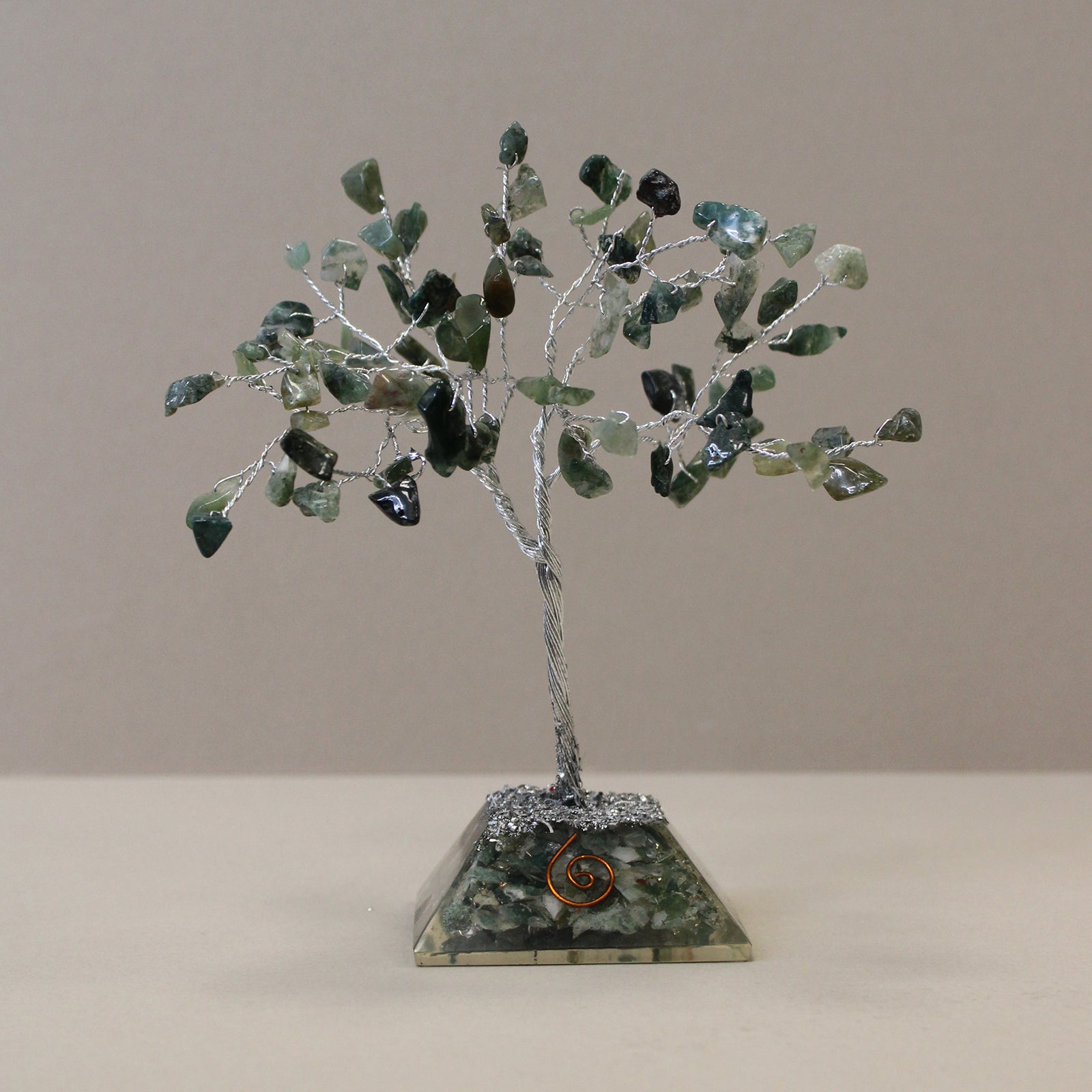 Moss Agate crystal tree with orgonite base – handmade with 80 stones of natural crystals