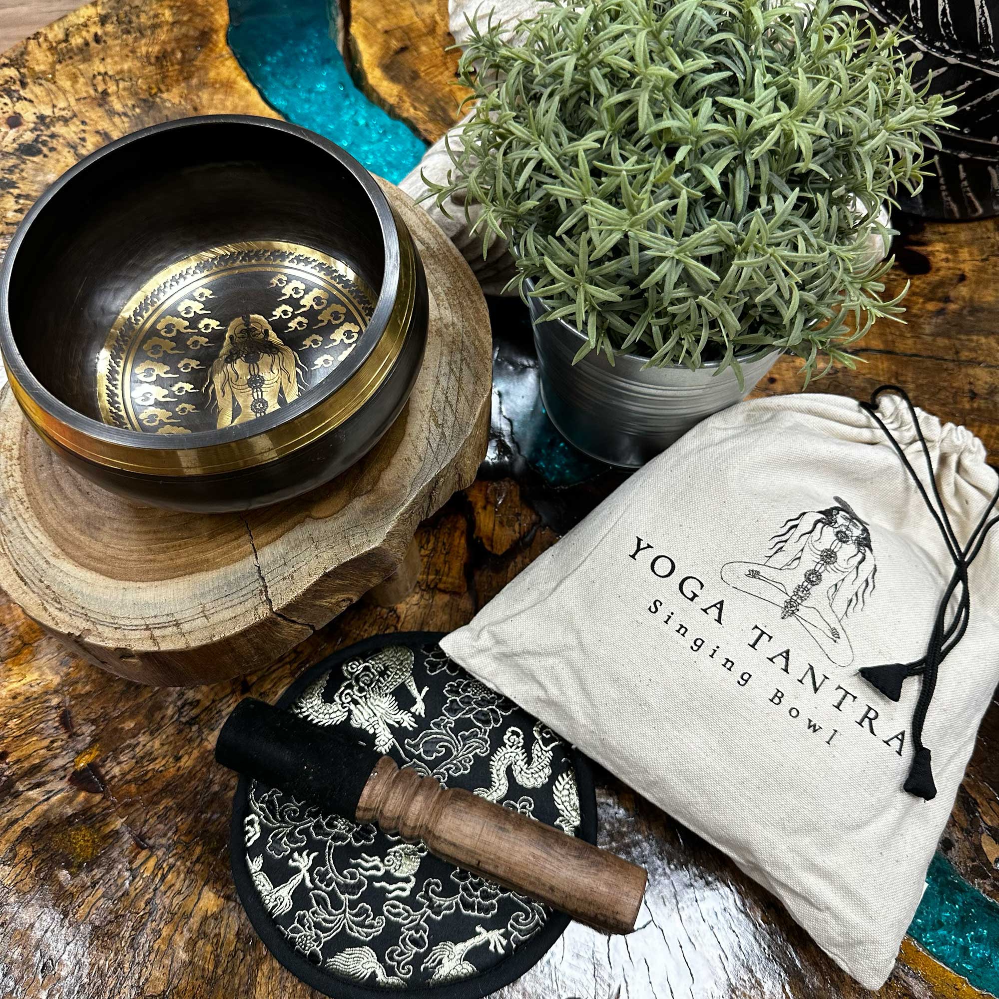 Yogi Singing Bowl Gift Set with cushion, mallet, and cotton pouch (14cm)

